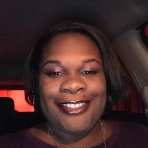 Meet your Posher, Carla